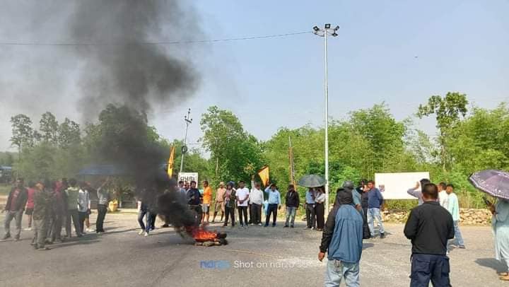 पहिचानपक्षधरको आक्रमणबाट बालबाल बँचे प्रदेश मन्त्री 